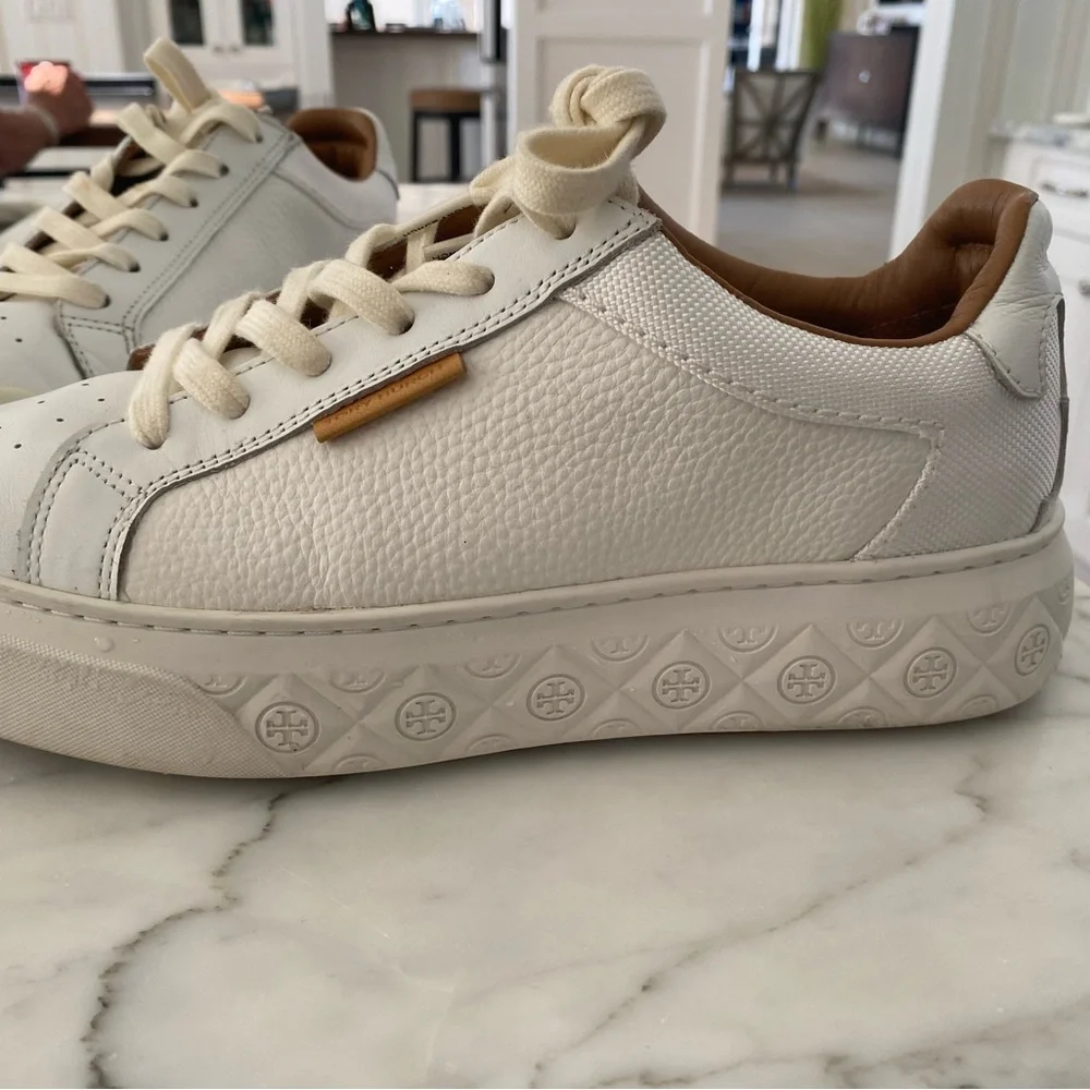 Tory Burch Ladybug White Leather Sneakers size 8.5 - Picture 9 of 11